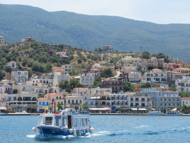Boottochtje naar stad-eiland Poros